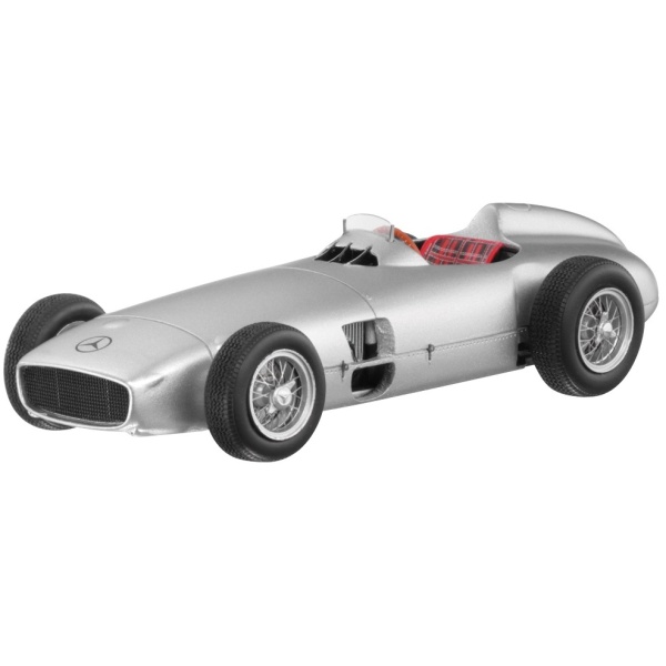 Macheta Oe Mercedes-Benz W196 Formula 1 2,5L Cu Roți Deschise 1954 1:43 Argintiu B66040584